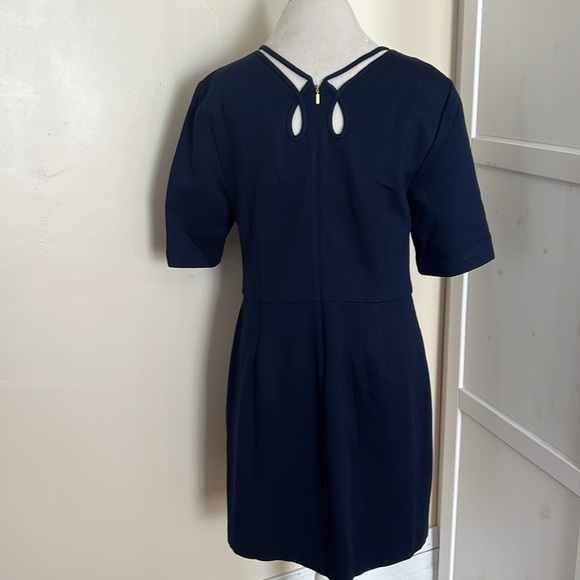 Trina Turk Aroma Classic Navy Blue Women's Shift Dress with Cutouts - NWT - 14 - Picture 8 of 13